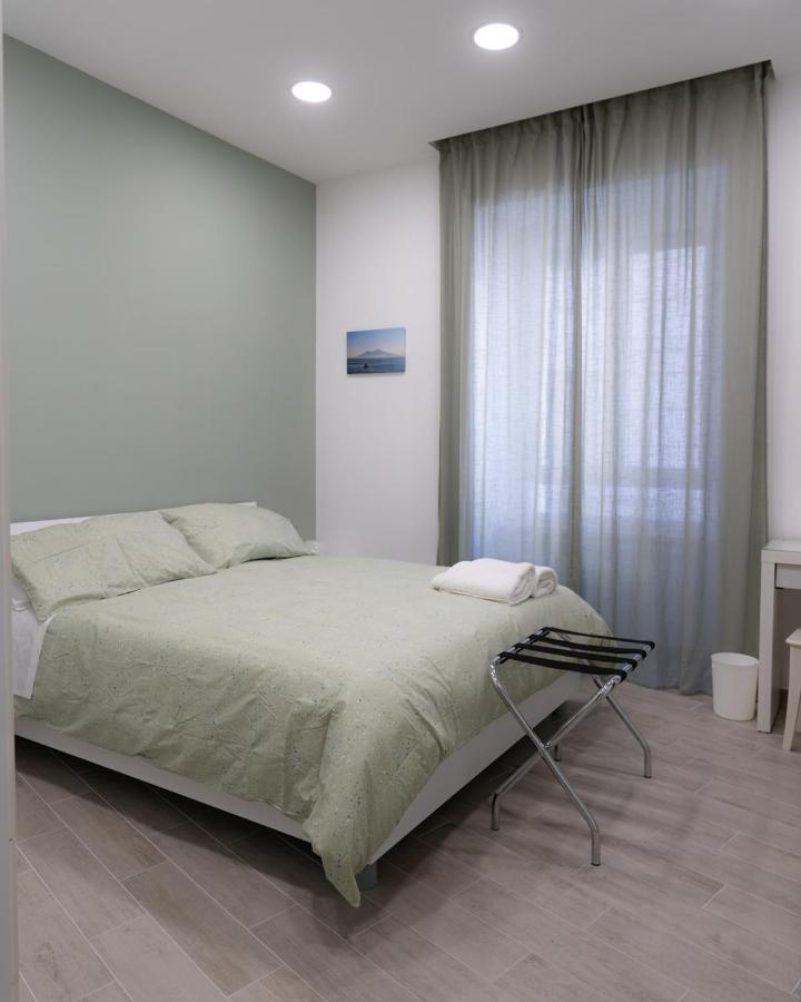 Dimora Cavour Hotel Napels Buitenkant foto