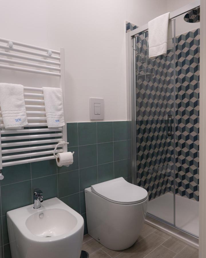 Dimora Cavour Hotel Napels Buitenkant foto