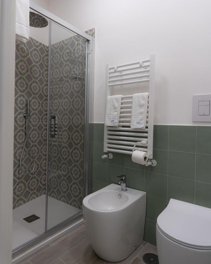 Dimora Cavour Hotel Napels Buitenkant foto