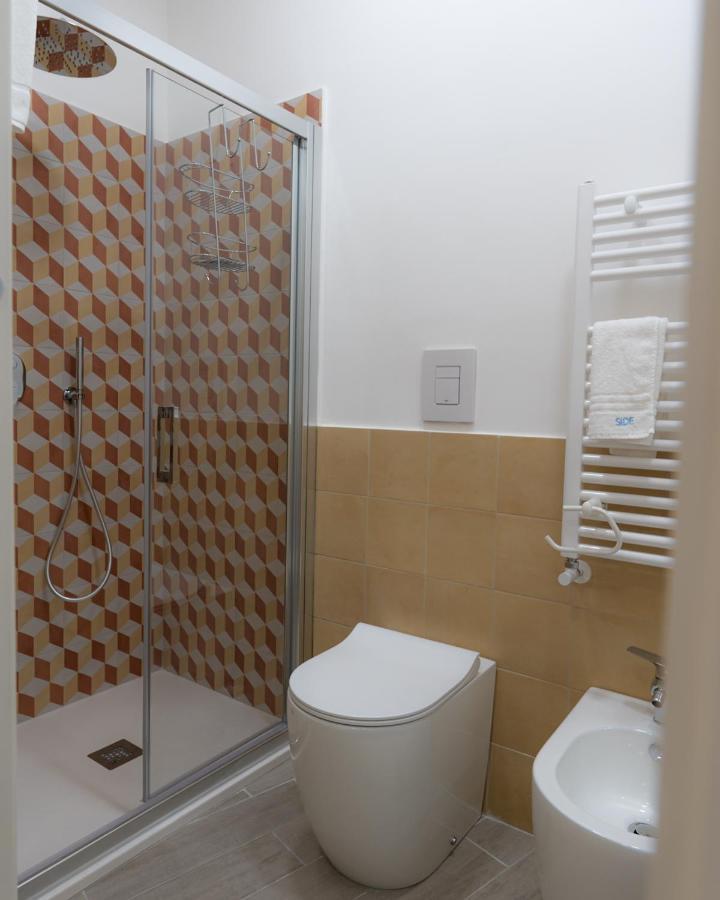 Dimora Cavour Hotel Napels Buitenkant foto