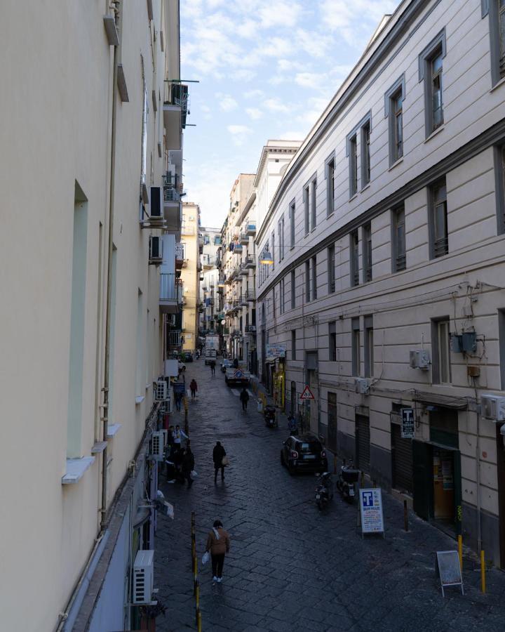 Dimora Cavour Hotel Napels Buitenkant foto