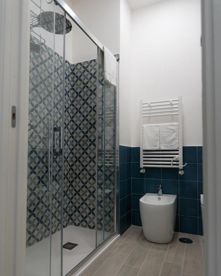 Dimora Cavour Hotel Napels Buitenkant foto