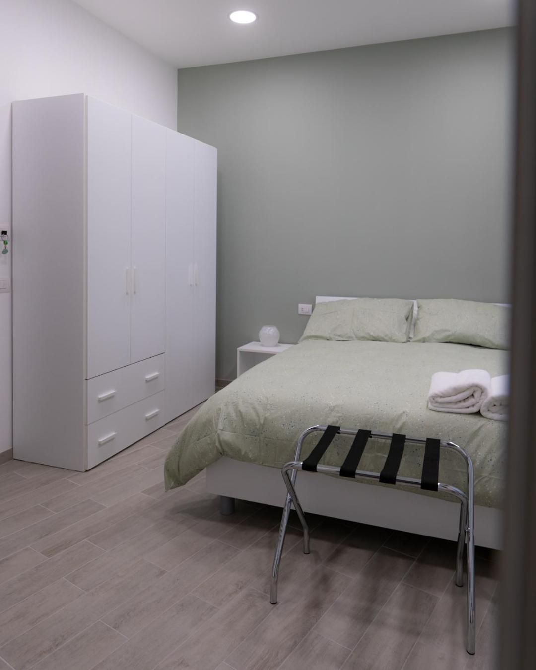 Dimora Cavour Hotel Napels Kamer foto